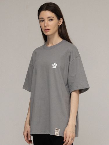 Unisex] Small Life Logo Flower Smile Tee KH.Grey - GRAVER - Modalova