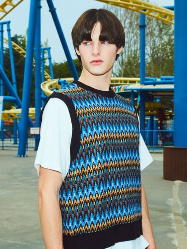 Waive Vest _ Blue/Orange - MISTERCHILD - Modalova