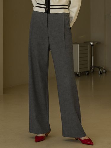 One Tuck Side Banded Slacks_Charcoal - Siyazu - Modalova