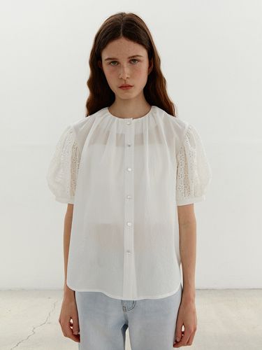 TWR Lace Sleeve Blouse_White - MOHAN - Modalova