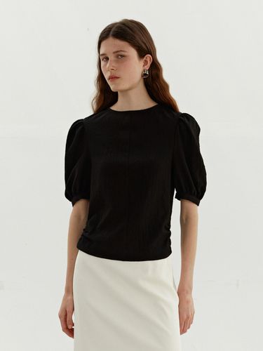 TWR Shirring Puff Blouse_Black - MOHAN - Modalova