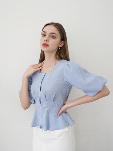 Square Puff Blouse (Sky Blue) - bibyseob - Modalova