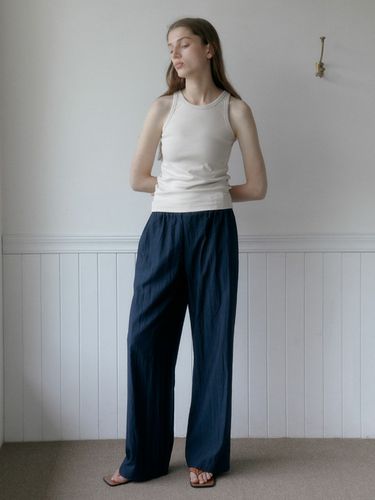 Nylon Banding Pants_Navy - 38comeoncommon - Modalova