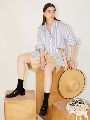 Overlap Stripe Shirt Blouse_White - LE YIEL - Modalova