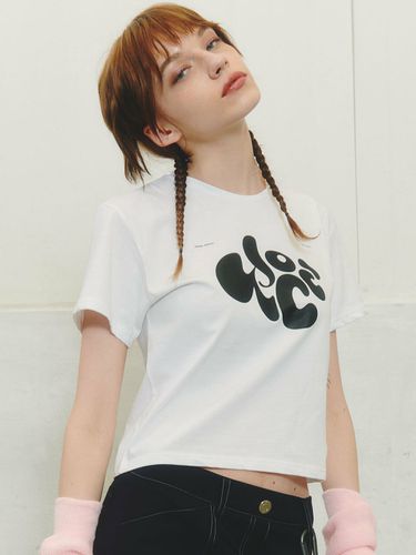 Fluffy Lump Crop T-shirt (White) - ROCCI ROCCI - Modalova