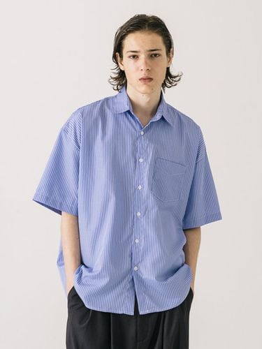 Stripe Short-Sleeve Shirt / - VASTIC - Modalova