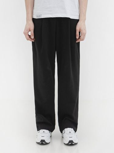 P004 One-Tuck Sweatpants (fleece-lining) - WAAR FOR MEN - Modalova