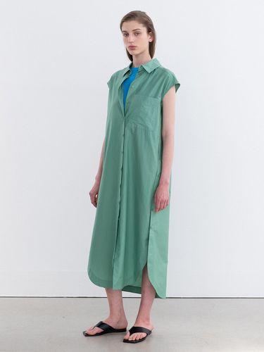 Side Open Shirt Dress_Green - RRACE - Modalova