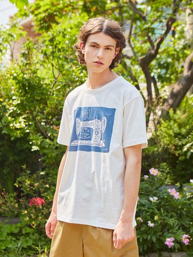 Sewing machine Graphic Half T-Shirt - Moth - Modalova