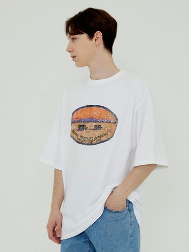 Circle Graphic Over Short Sleeve Tee - OTHERFITS - Modalova