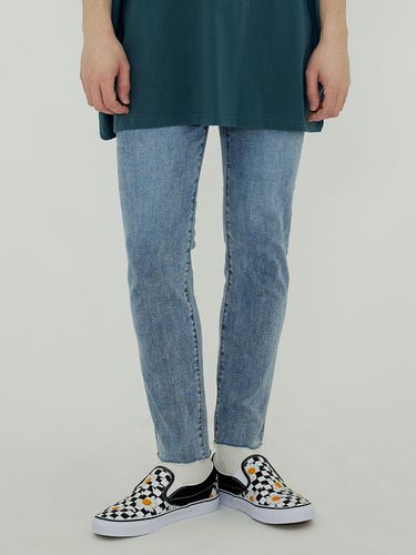 Salt Slim Washed Denim Pants - OTHERFITS - Modalova