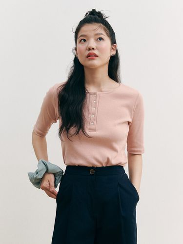 Henry Neck Ribbed Knit Top_Pink - GANISONG - Modalova