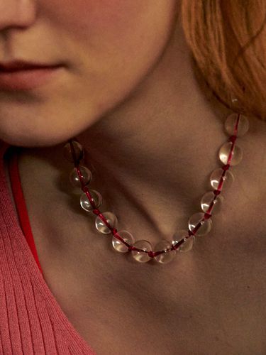 Clear Knot Necklace_Pink - MIDNIGHT MOMENT - Modalova