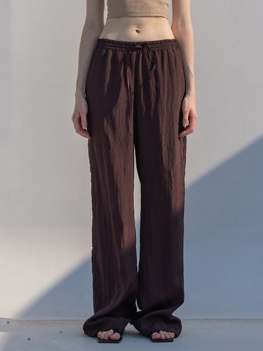 Banding Wide Long Pants_Burgundy Brown - REFINED902 - Modalova