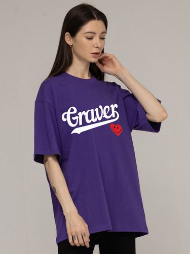 Baseball Logo Heart Smile T-Shirt_Purple - GRAVER - Modalova