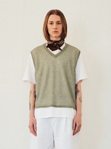 Linen Chain Vest (Khaki) - GAC - Modalova