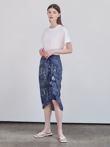 Draping Wrap Skirt - Navy - NILBY P - Modalova