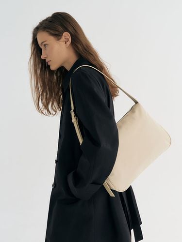 Nylon Grande Shoulder Bag - Et demain - Modalova