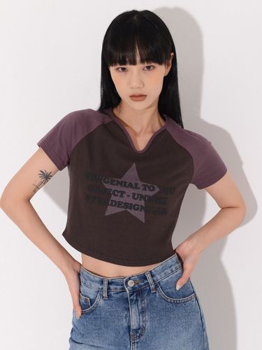 STAR RAGLAN TEE CHARCOAL - PIECEMAKER - Modalova