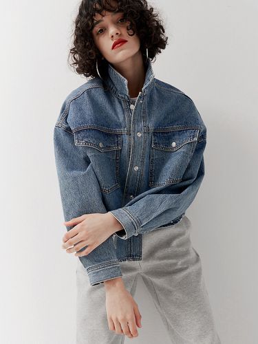 Oversized Denim Short Jacket - MaLoupe - Modalova