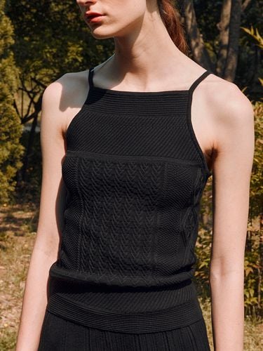 Halter Neck Knitted Top_Black - RE RHEE - Modalova