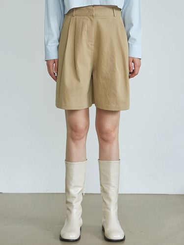 Pintuck Cotton Short Pants - Beige - NICK&NICOLE - Modalova