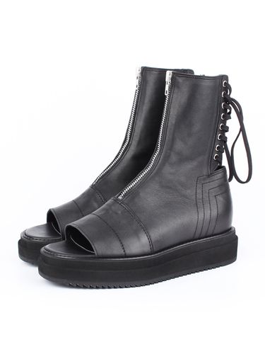 Zip-Front Lace-Up Back Boot Sandals - DAVID STONE - Modalova