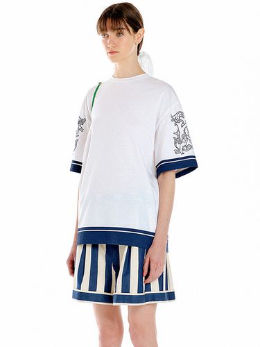 USKY Oversized T-shirt - White/Navy - EENK - Modalova