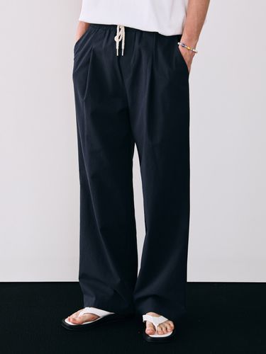 Wide One Tuck Cotton Pants_Navy - ESN - Modalova