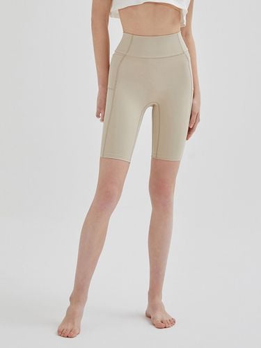 Attache Shorts Pocket Leggings (4 Colors) - REPERE - Modalova