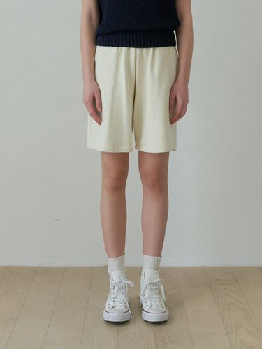 EXCLUSIVE] Classic Sweat Shorts - URAGO - Modalova