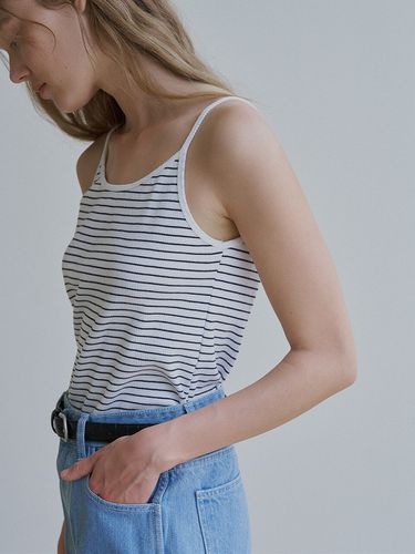 Dana Stripe Sleeveless - URAGO - Modalova