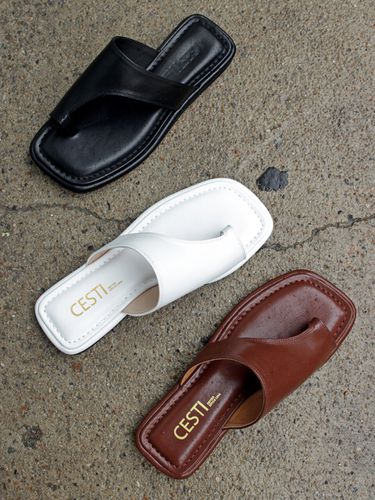 Square Toe Daily Flip-flops (3 Colors) - CESTI - Modalova