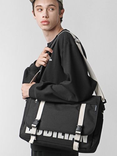 Logo Messenger Bag (Black and White) - bubilian - Modalova