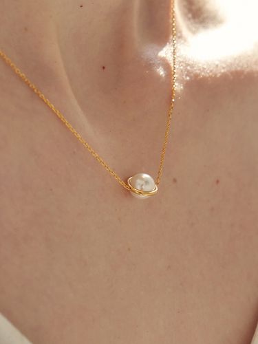 Halo Pearl Necklace - liersi - Modalova