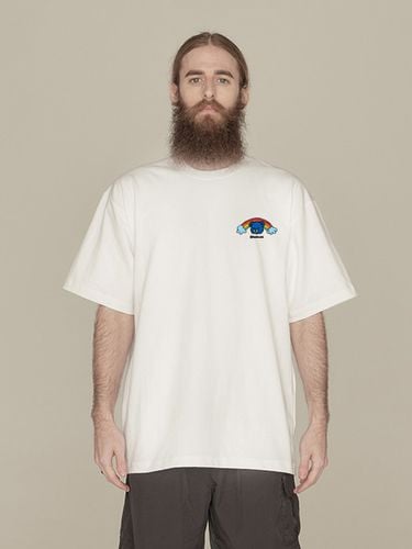 Rainbow Bear Short Sleeve T-Shirt_White - RADINEO - Modalova