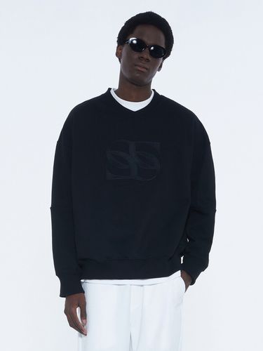 Symbol V-neck Sweatshirt Black - SYNC - Modalova