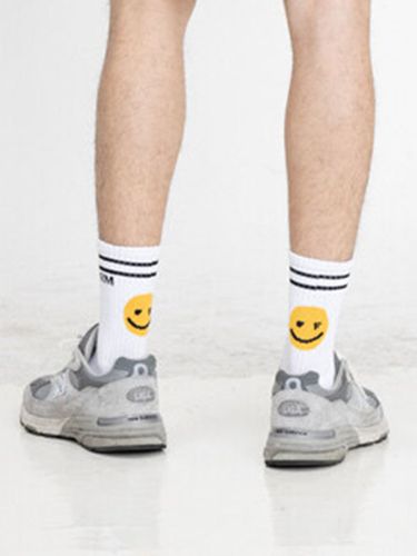 Smiley Face Logo Socks White - GRAVER - Modalova