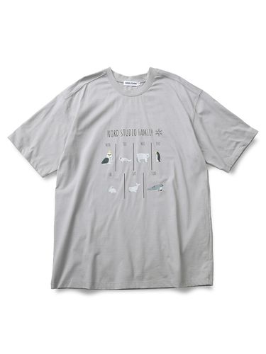 Weekly Graphic T-Shirt (Cool Gray) - NORD STUDIO - Modalova