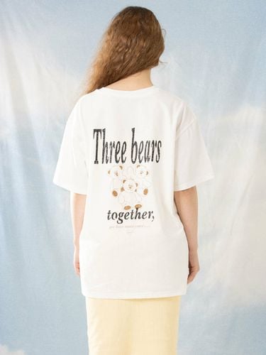 Bears Oversized Tshirt - White - oneninenineone - Modalova