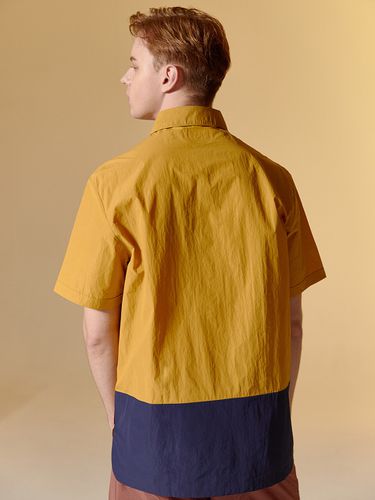 Color Block Shirts (Mustard) - SENTIBONES - Modalova