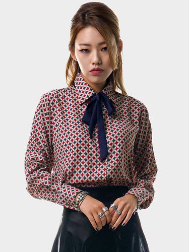 Unisex Retro B Ribbon Shirts () - UNTAGE - Modalova