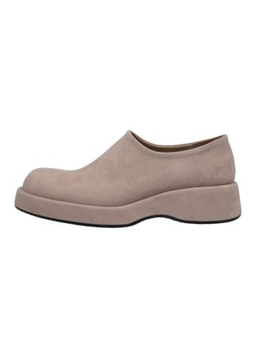 Earth Loafer Plain Shoes _ Pink - HUMANT - Modalova