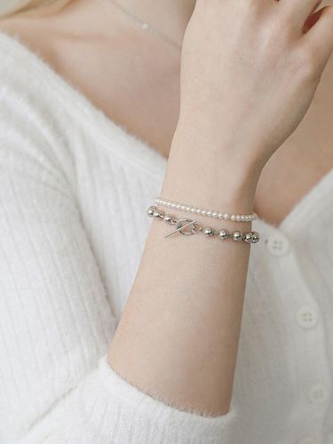 Ball N Pearl Bracelet (B042) - LAZYDAWN - Modalova