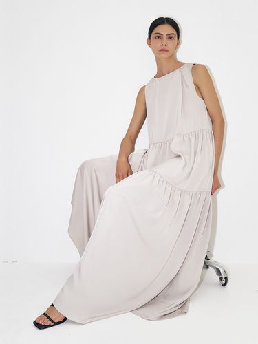 Tiered Draping Maxi Dress () - Repwcet - Modalova