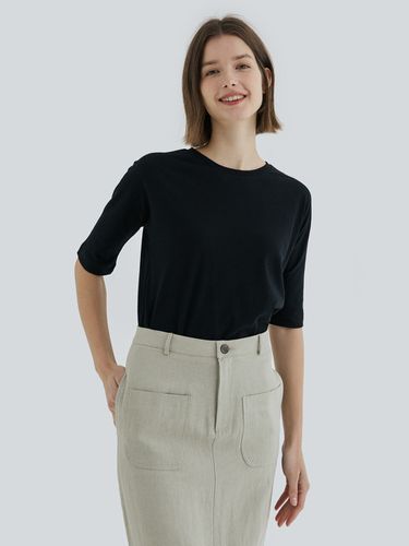 French Half Top (Black) - ENOUGH TIME - Modalova