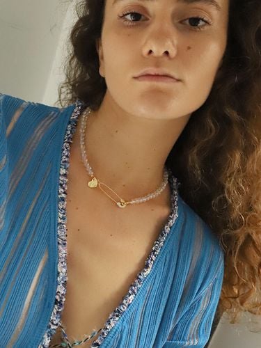 Safety Pin Quartz necklace_Gold - August Harmony - Modalova