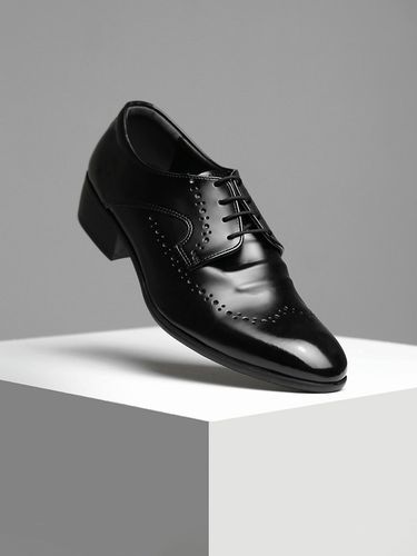 London Brogue Shoes Black - Pascorozen - Modalova