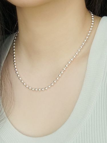 Silver Ball Chain Necklace - POSTLUDE - Modalova