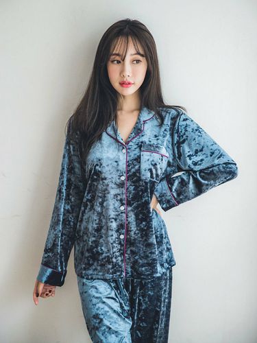 Womens Briance Velvet Two Piece Pajama Set - LUNALUZ STUDIO - Modalova